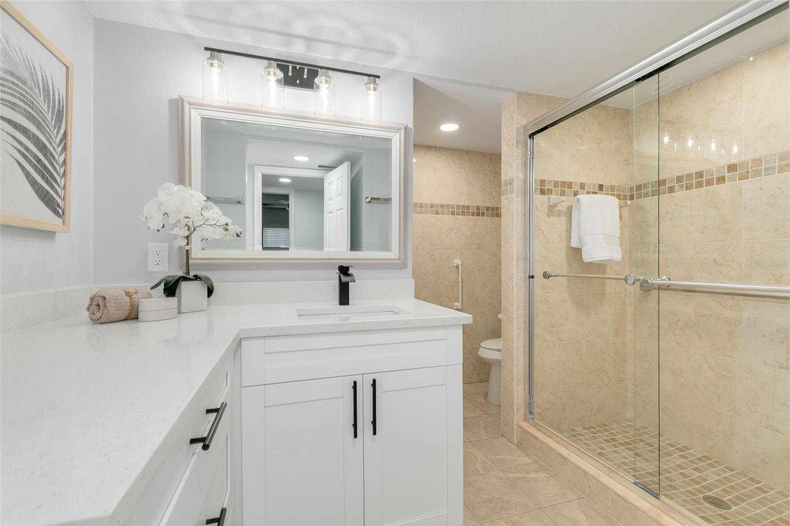 IMPERIAL POINT CONDO - Residential