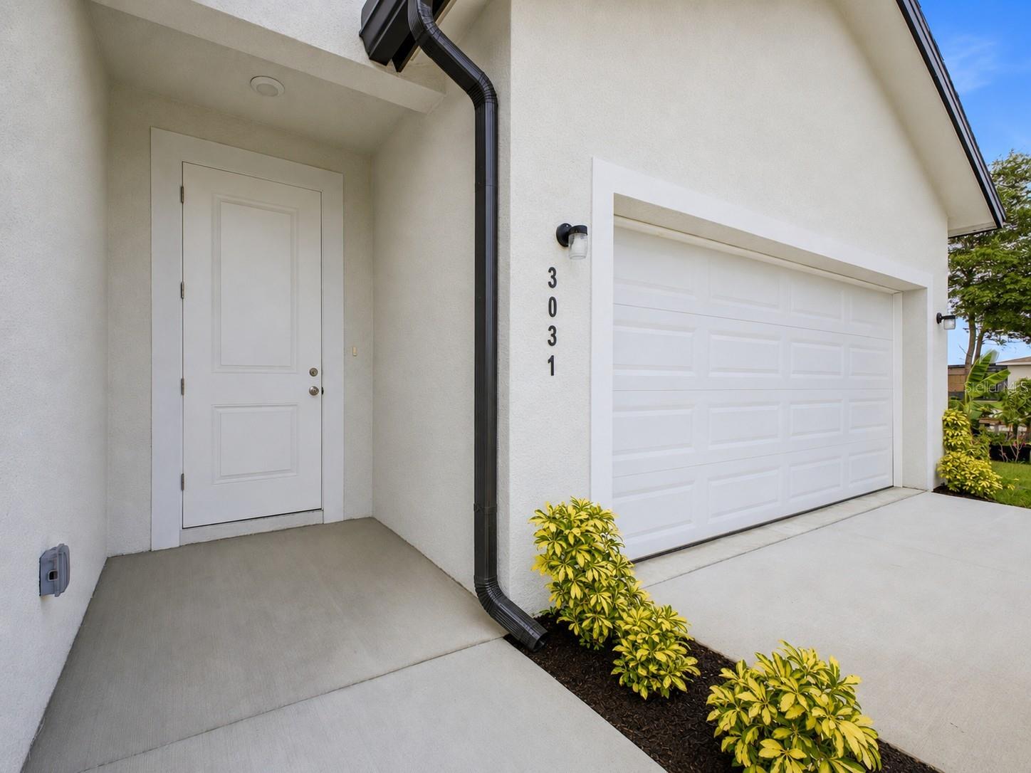 3031 NE BEECHWOOD CIRCLE