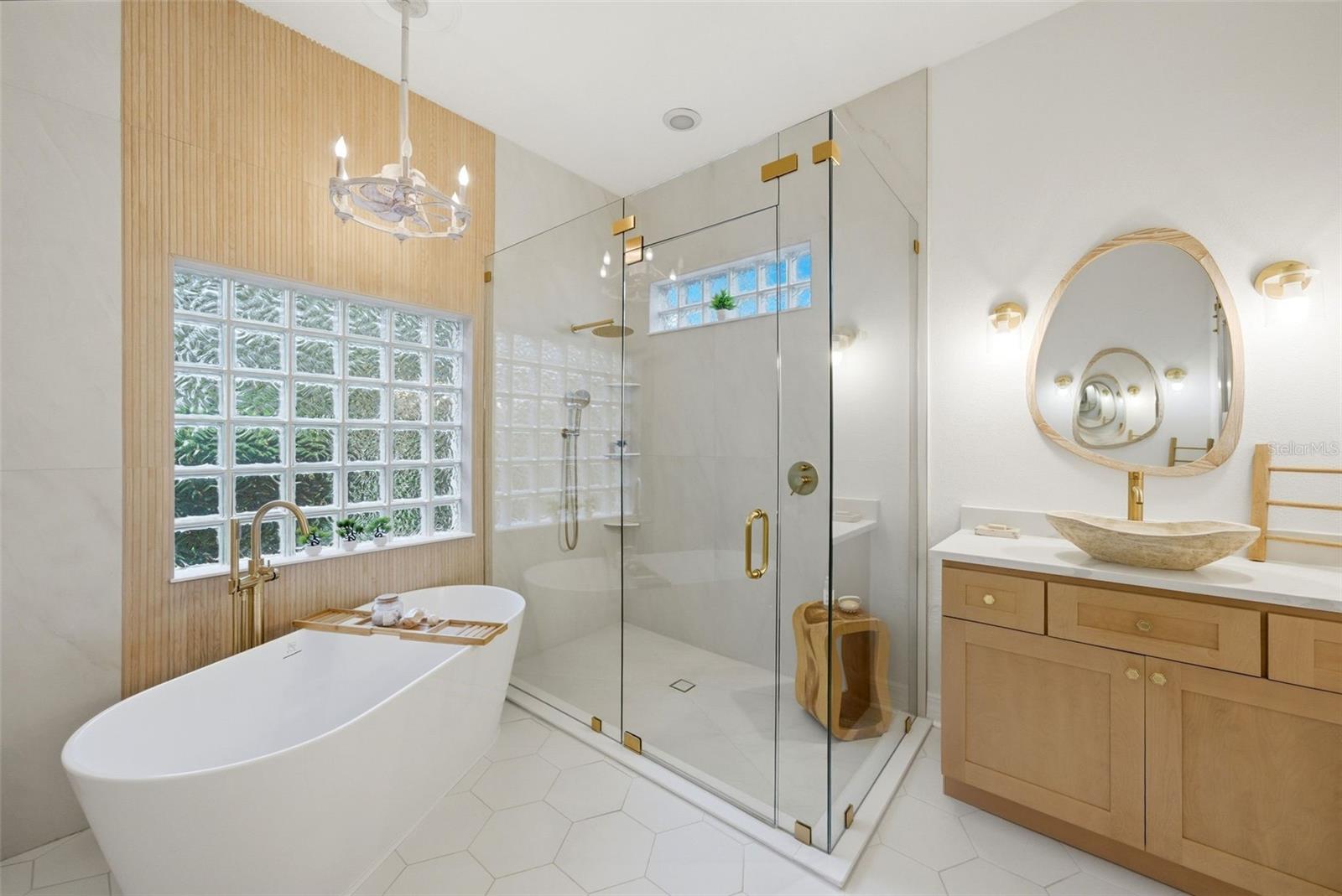 FAIRWAYS EDGE/GRAND HAVEN - Residential