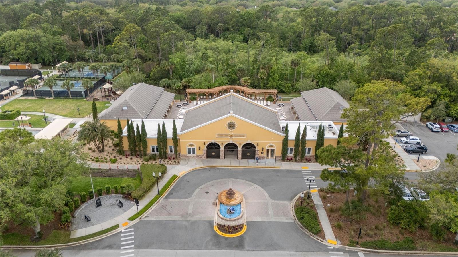 FAIRWAYS EDGE/GRAND HAVEN - Residential