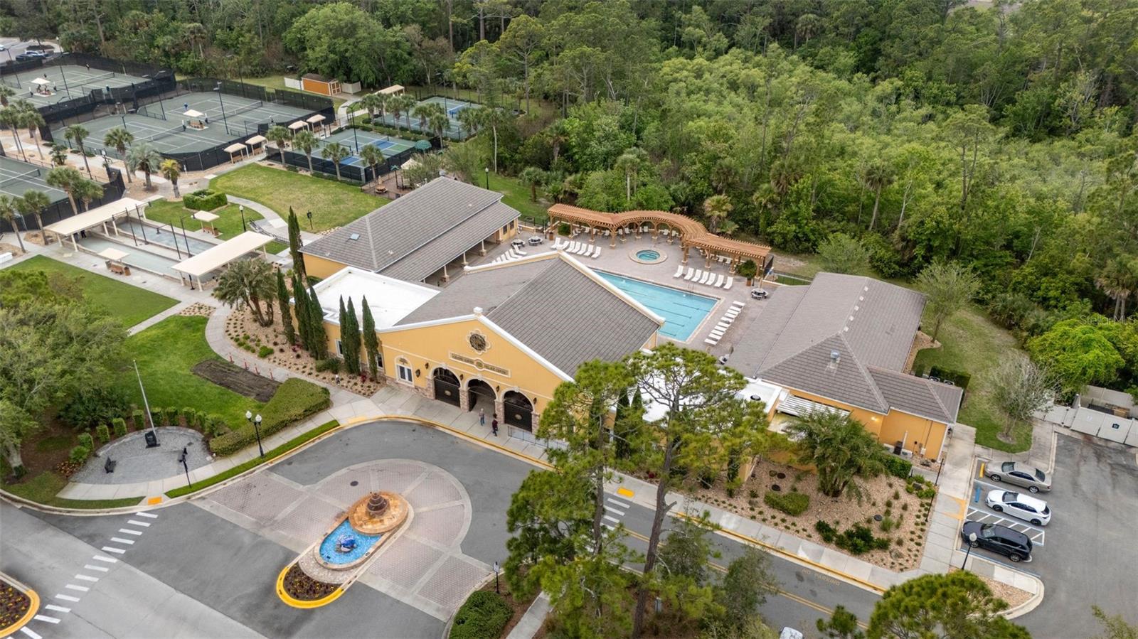 FAIRWAYS EDGE/GRAND HAVEN - Residential