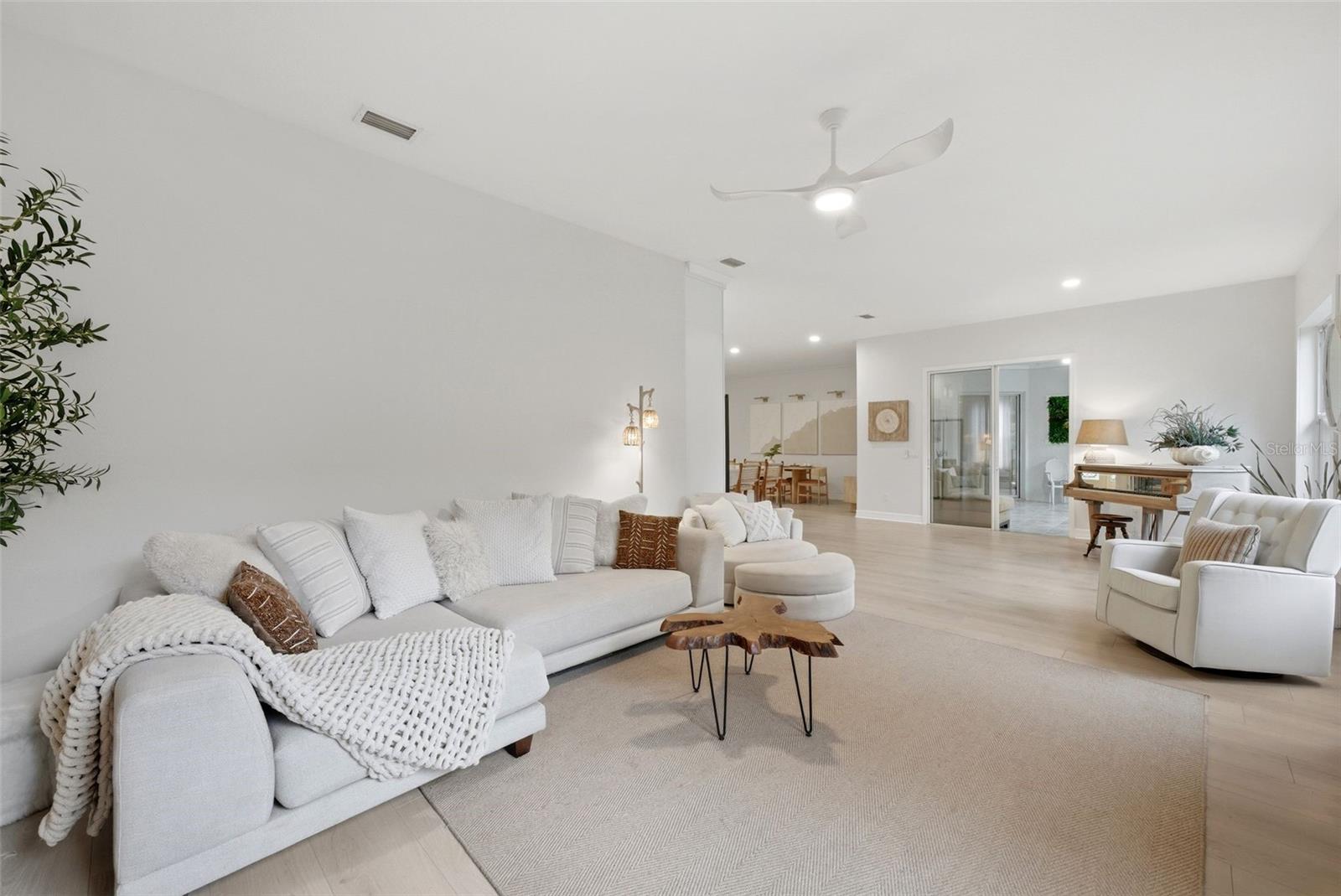 FAIRWAYS EDGE/GRAND HAVEN - Residential