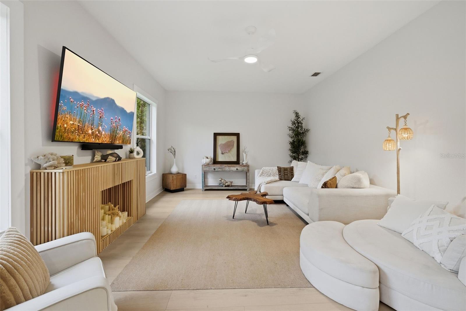 FAIRWAYS EDGE/GRAND HAVEN - Residential