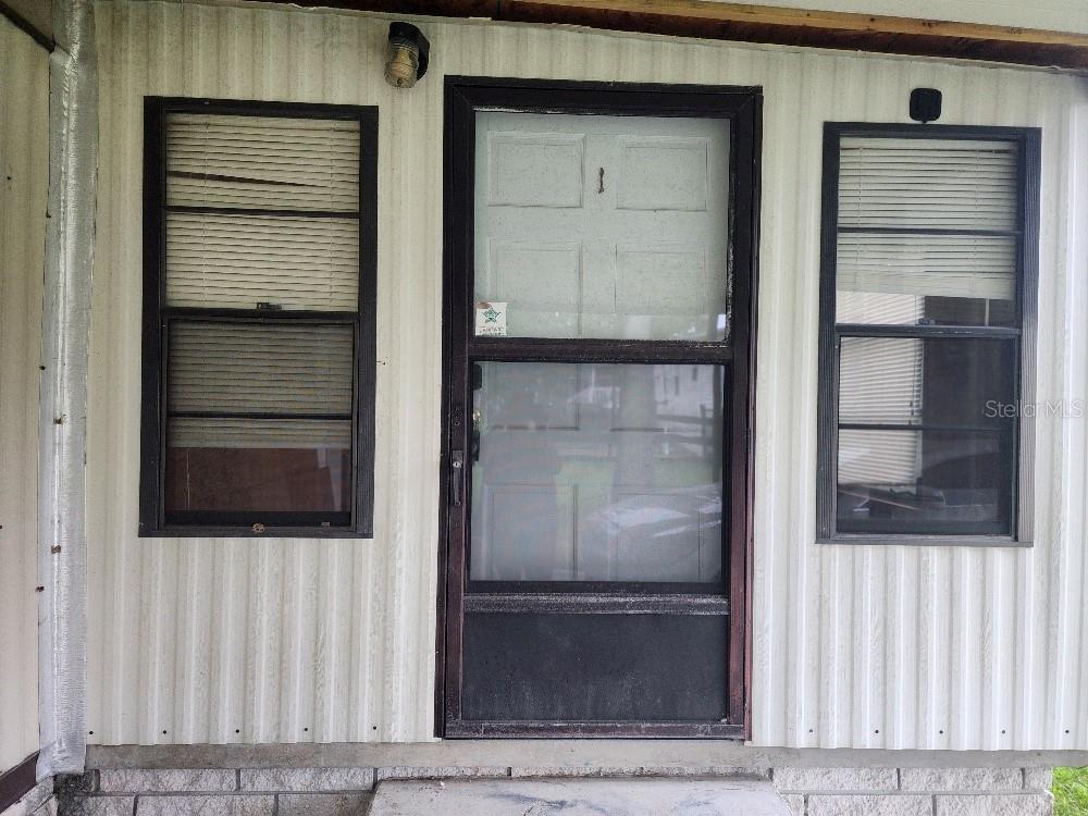 7640 GORDON LOOP