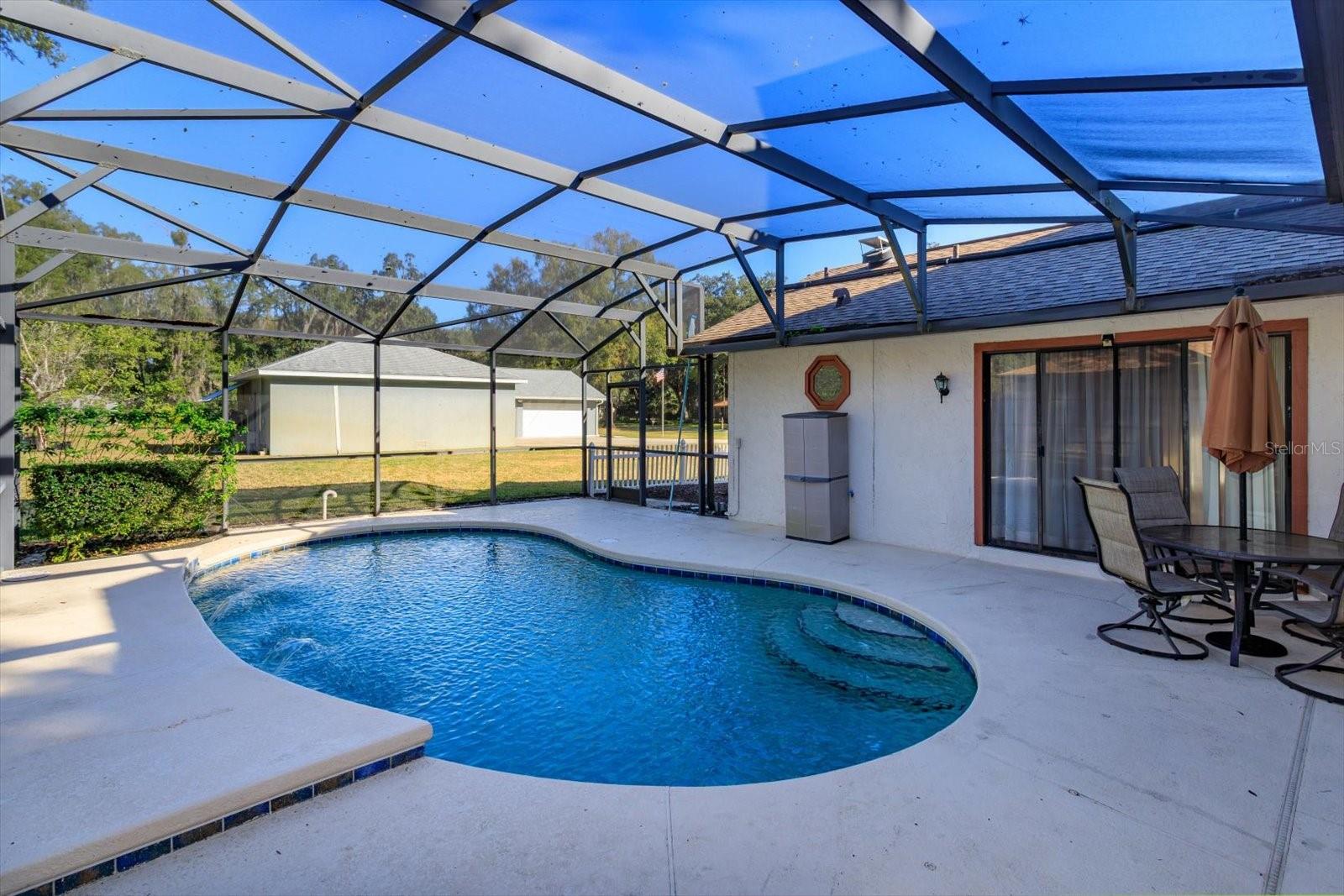 SHADOW LAKE WOODS - Residential