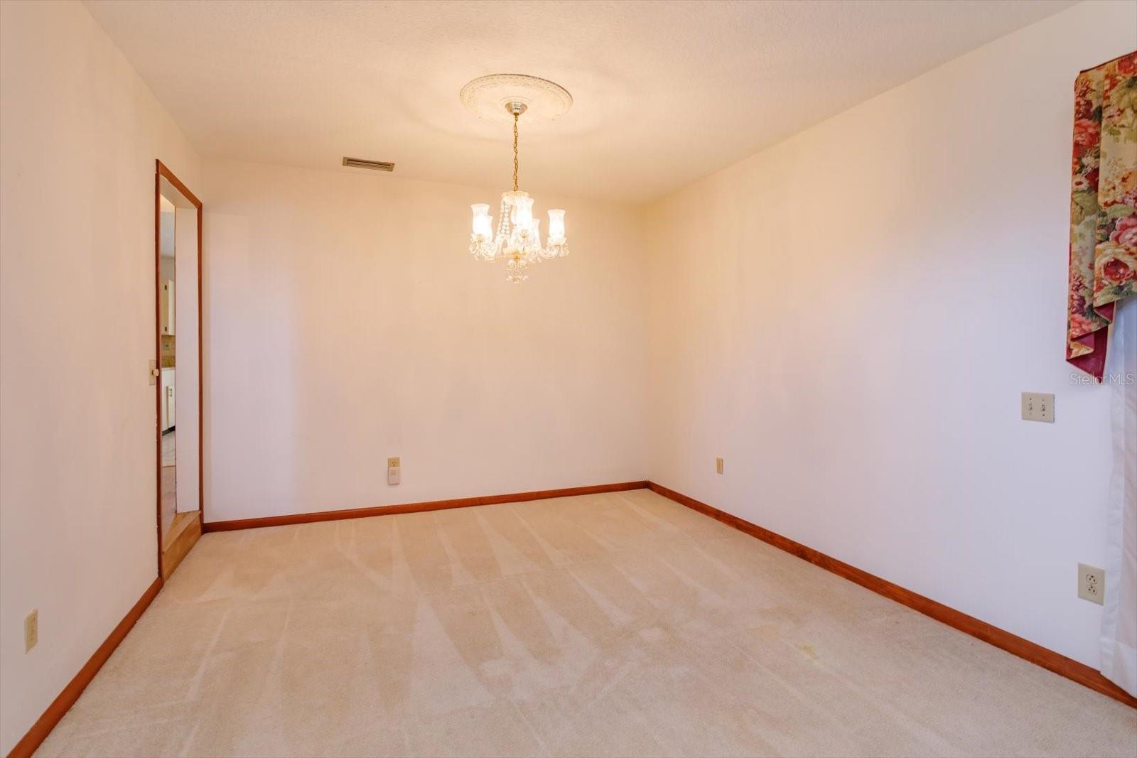 SHADOW LAKE WOODS - Residential