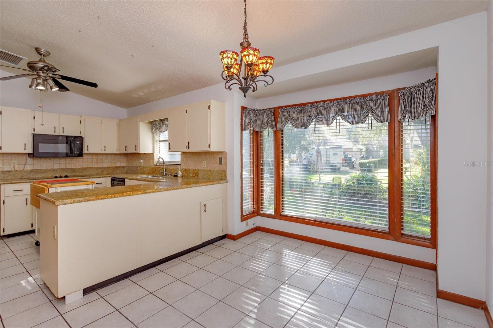 SHADOW LAKE WOODS - Residential