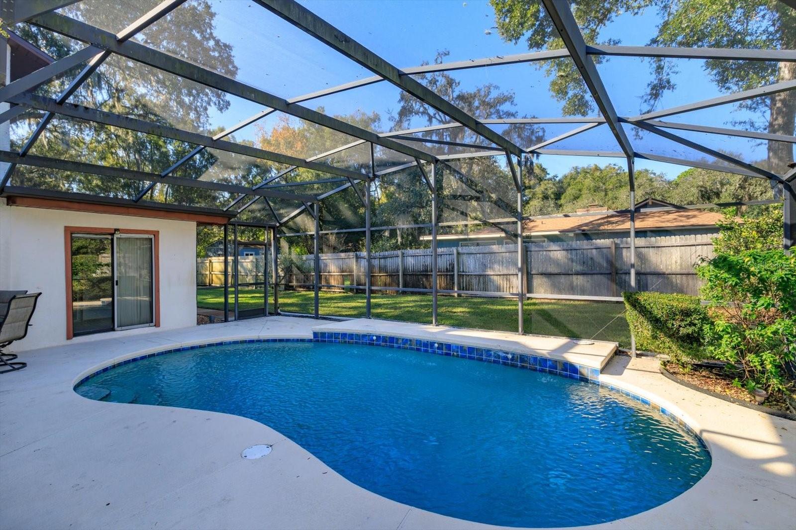 SHADOW LAKE WOODS - Residential