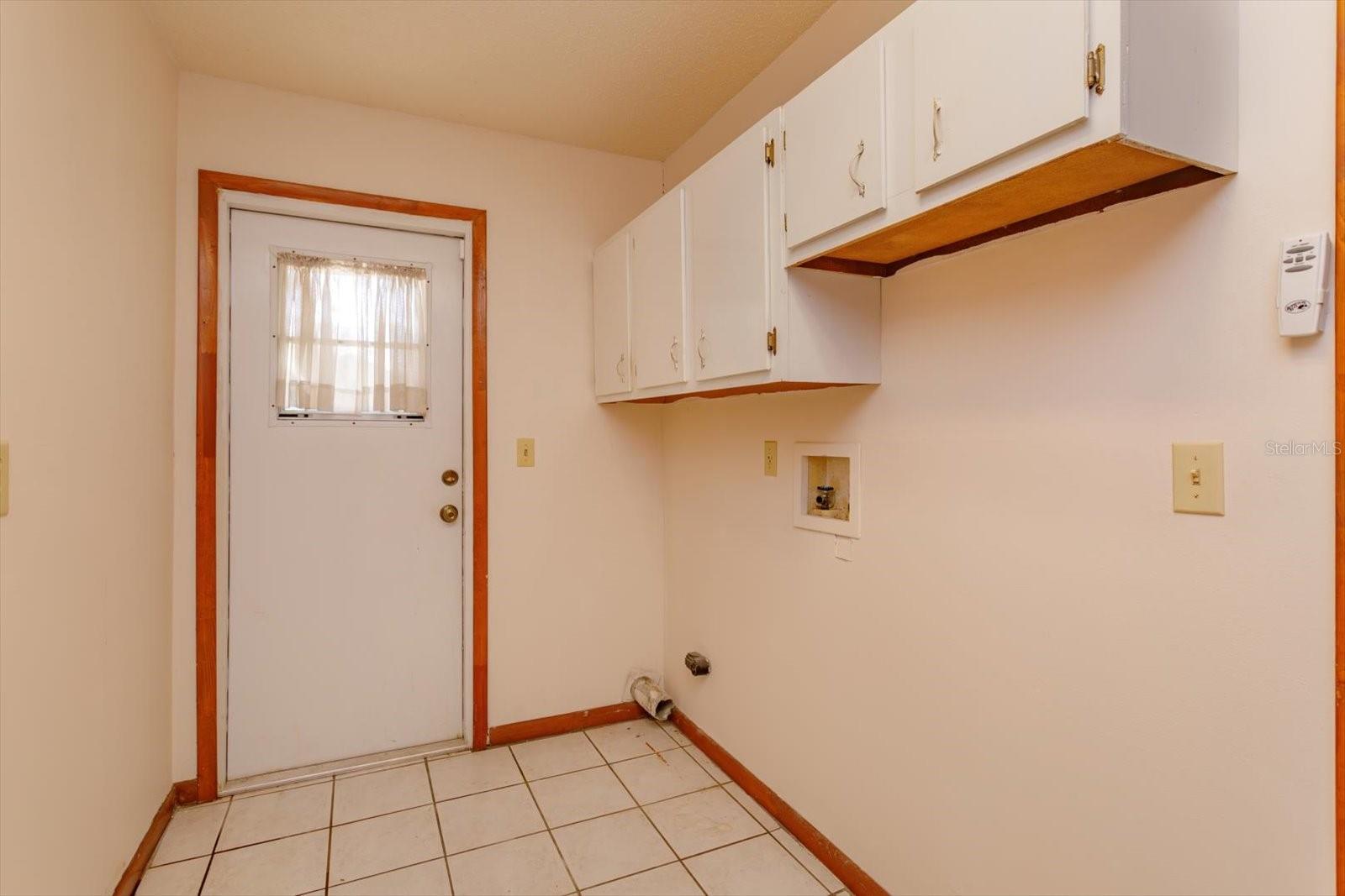 SHADOW LAKE WOODS - Residential