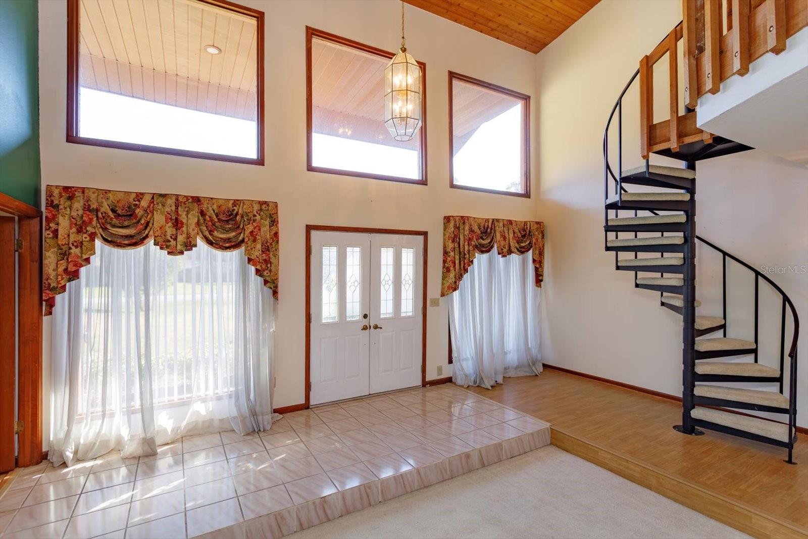 SHADOW LAKE WOODS - Residential