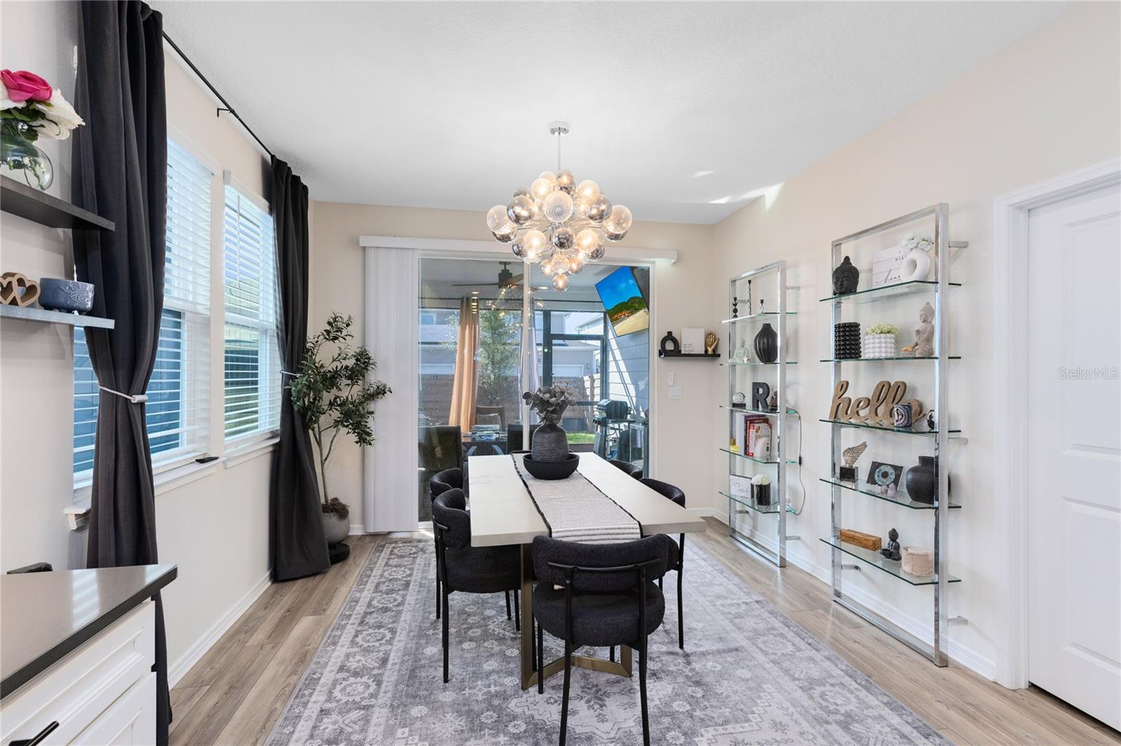 WESLYN PARK - Residential