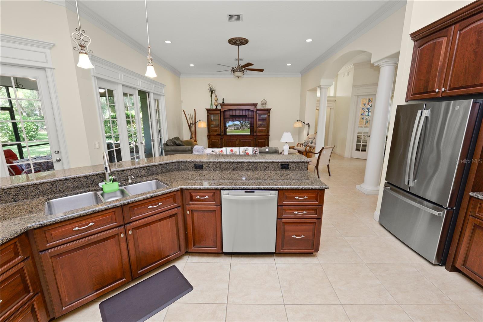 AMANDA OAKS - Residential