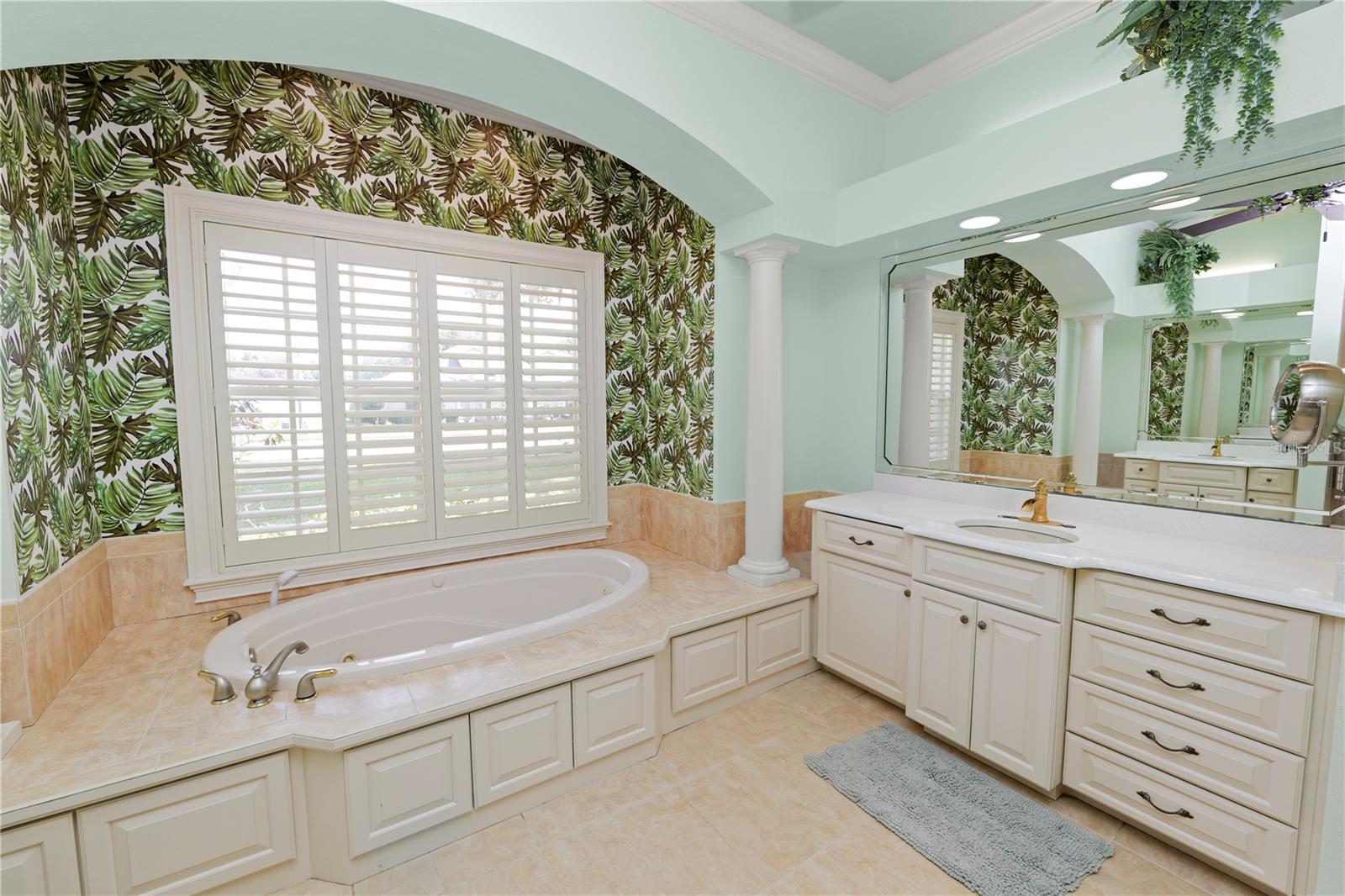 AMANDA OAKS - Residential