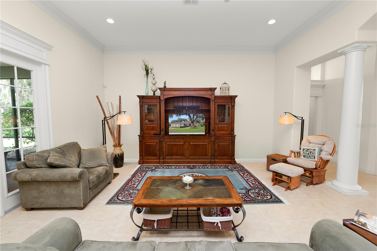 AMANDA OAKS - Residential