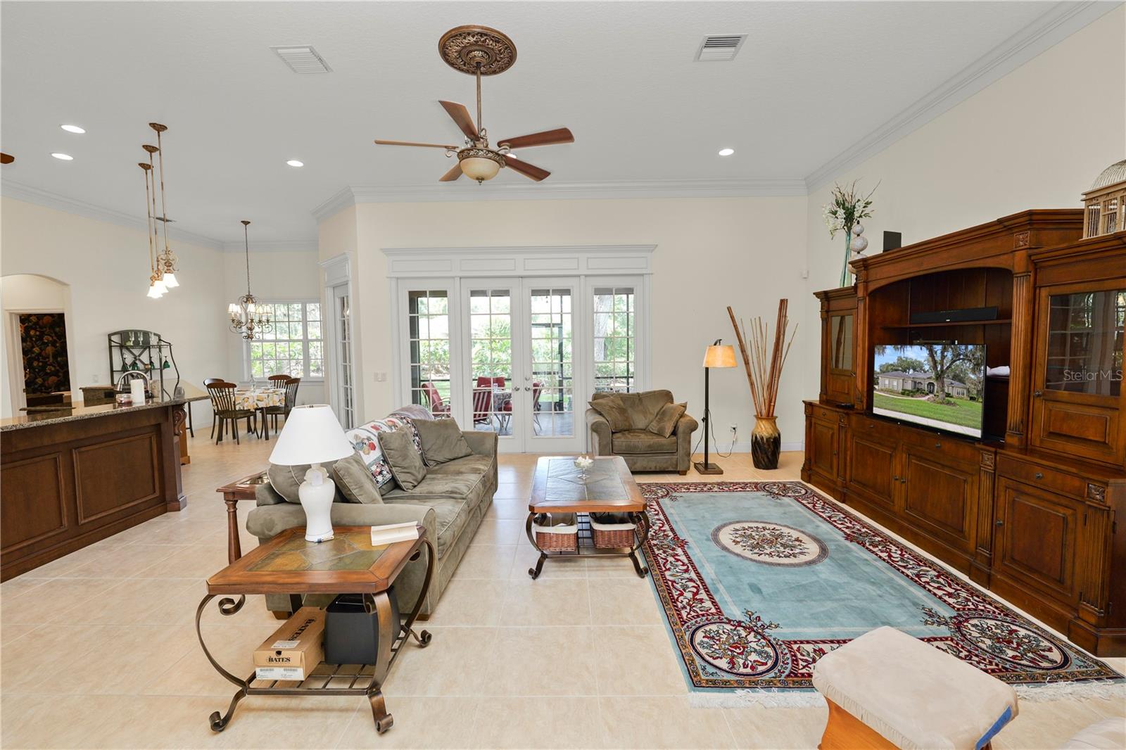 AMANDA OAKS - Residential