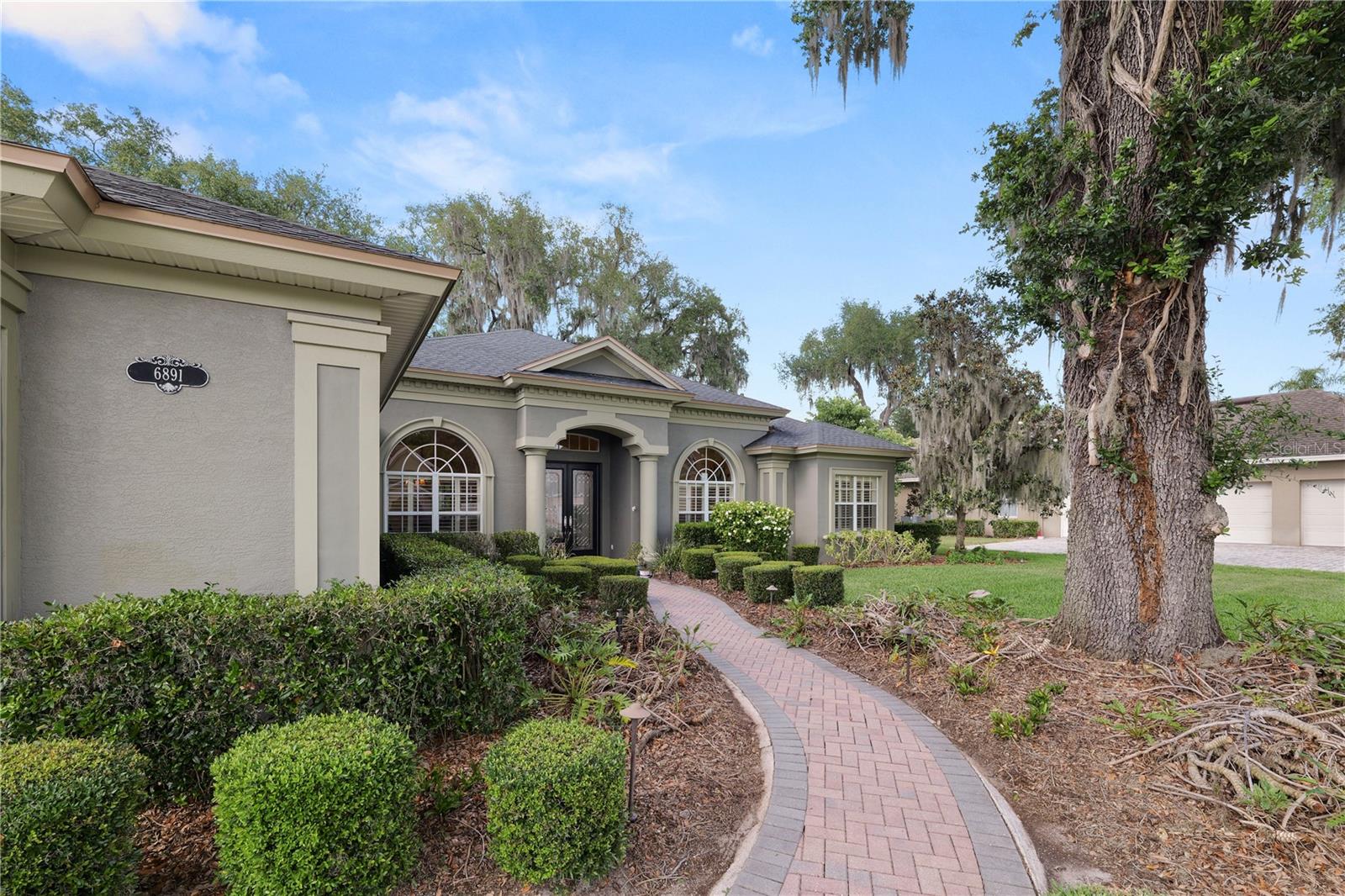 AMANDA OAKS - Residential