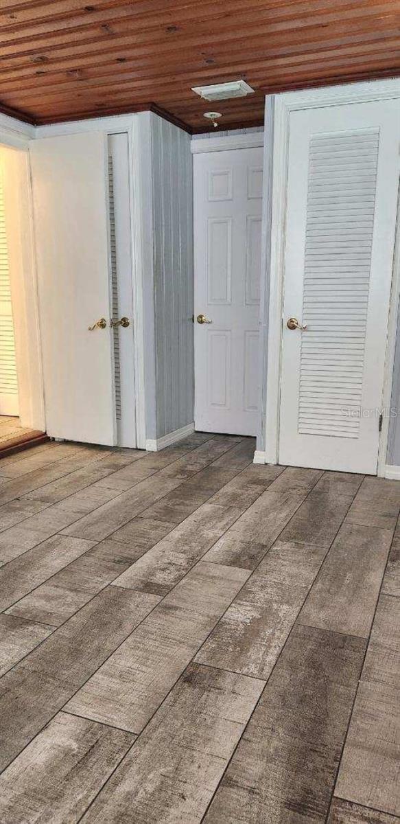 THE WHITE RESUB IN THE EARL COURT - Residential