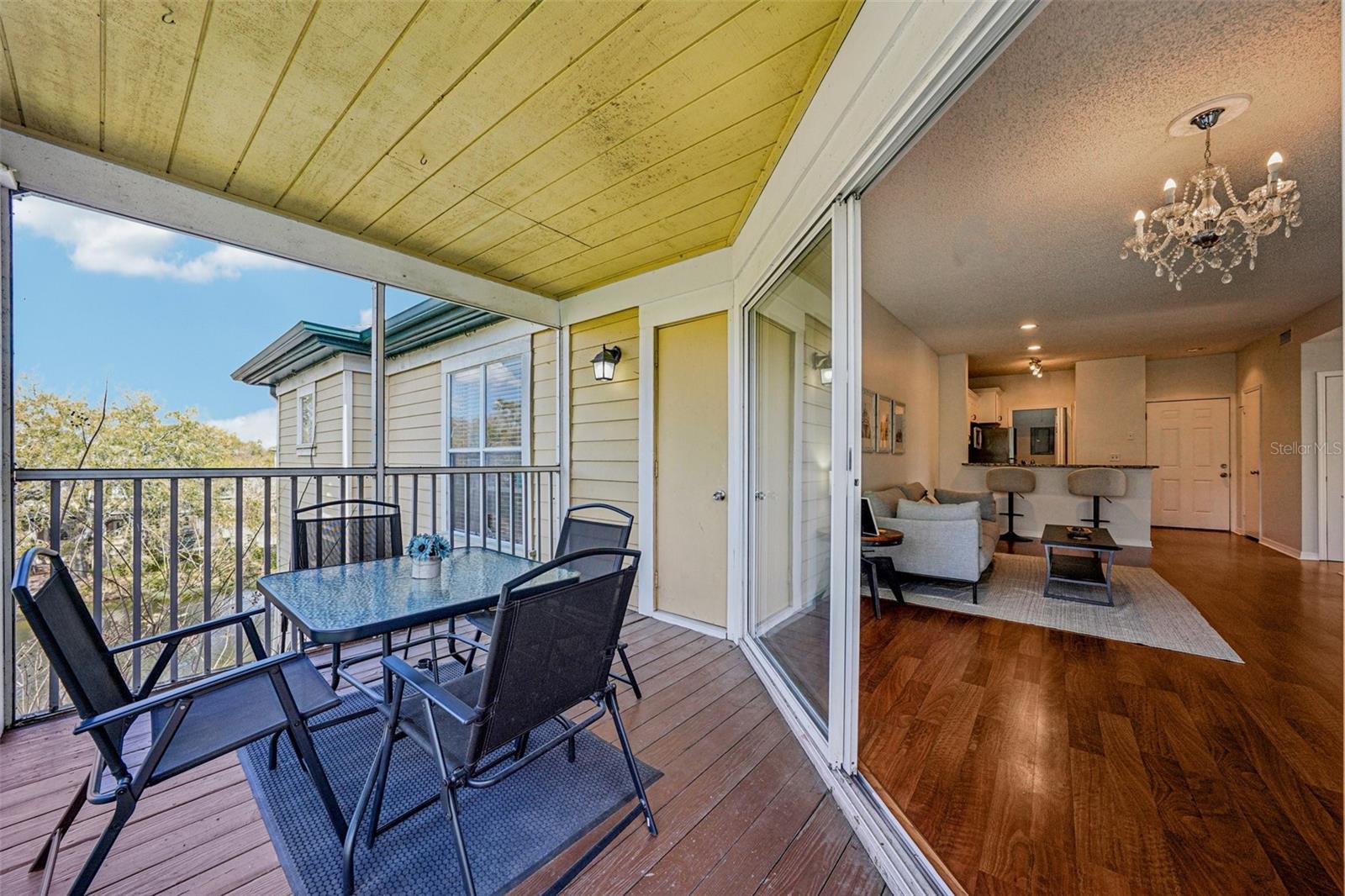 THE LANDINGS OF TAMPA A CONDOM - Residential