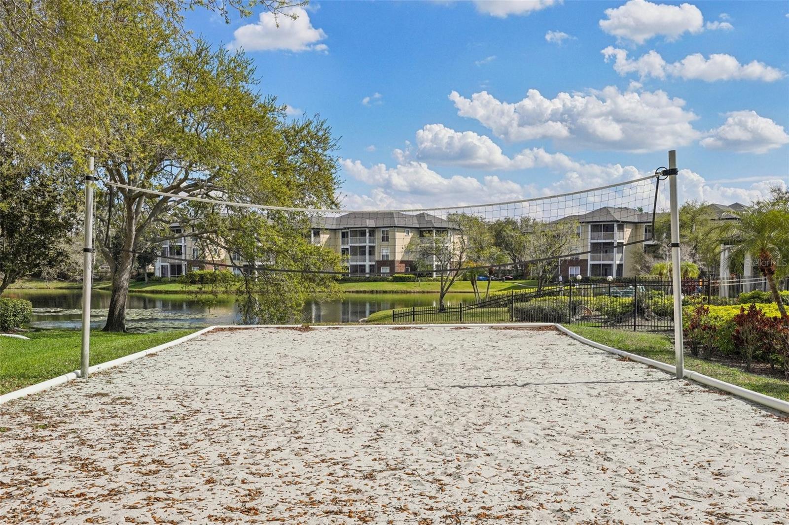 THE LANDINGS OF TAMPA A CONDOM - Residential