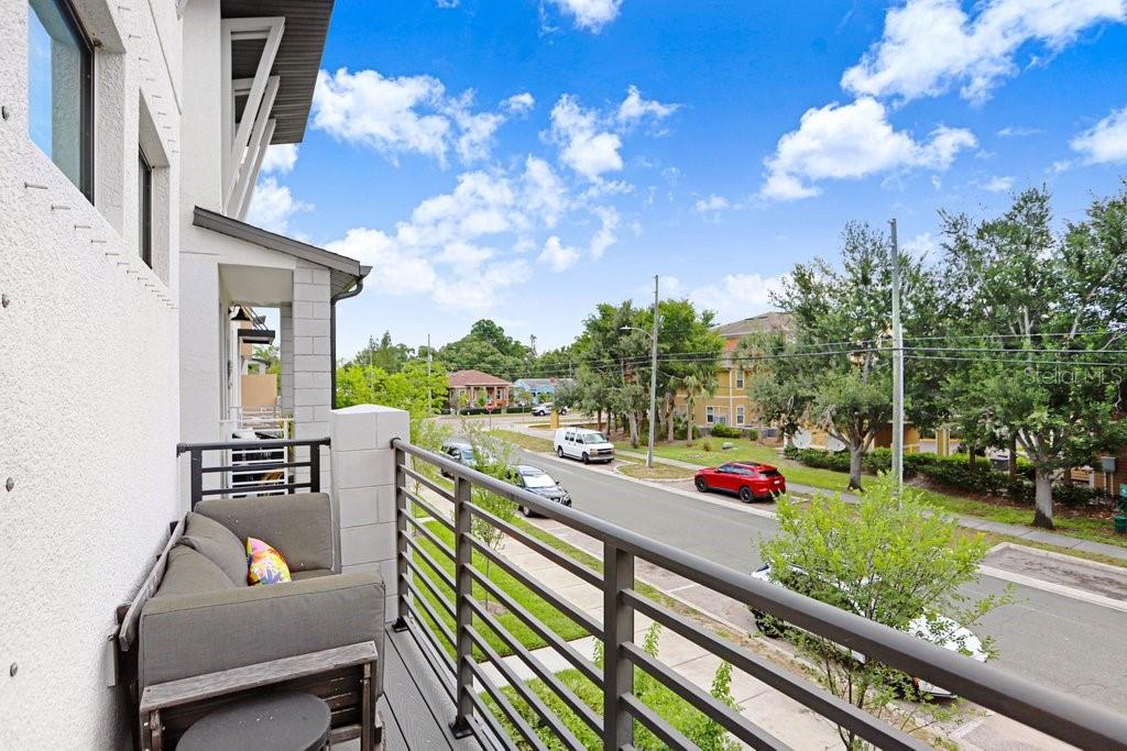UPTOWN KENWOOD - Residential