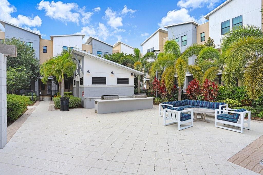UPTOWN KENWOOD - Residential