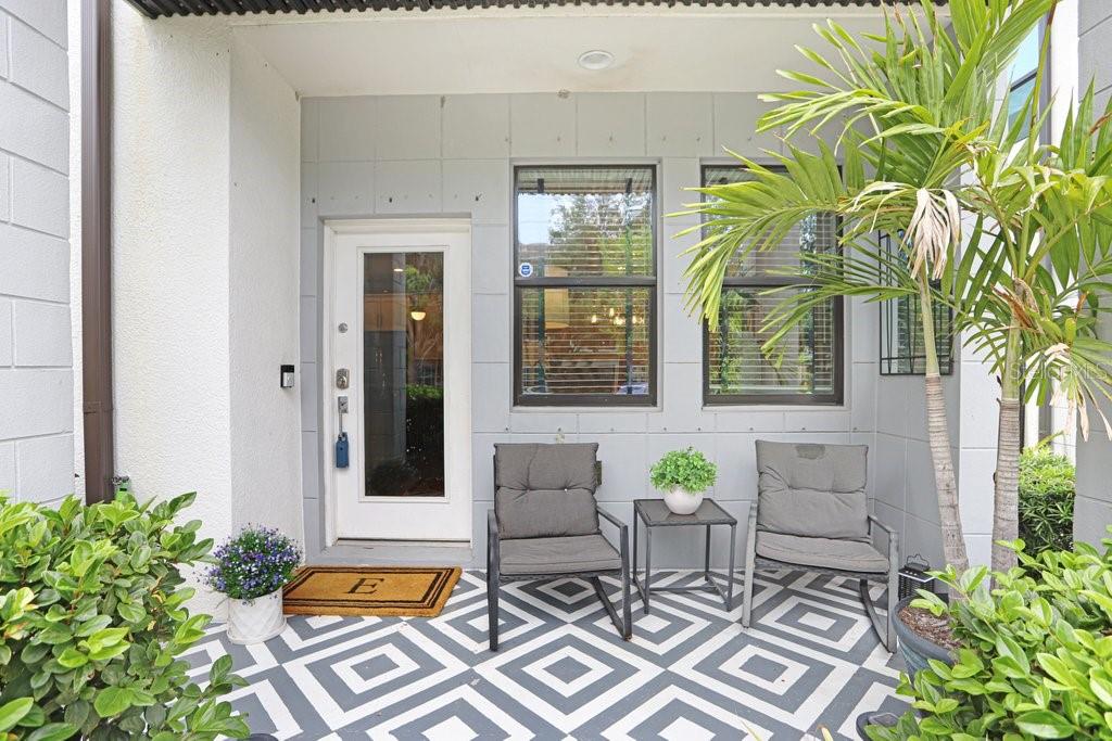 UPTOWN KENWOOD - Residential