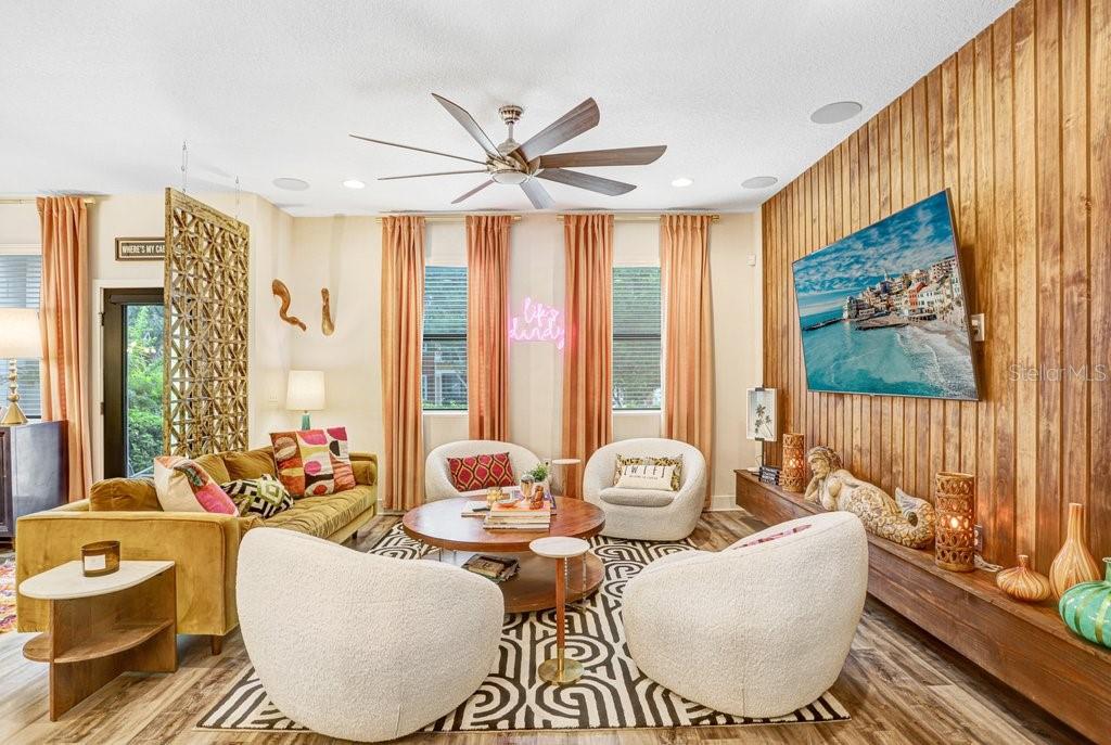 UPTOWN KENWOOD - Residential