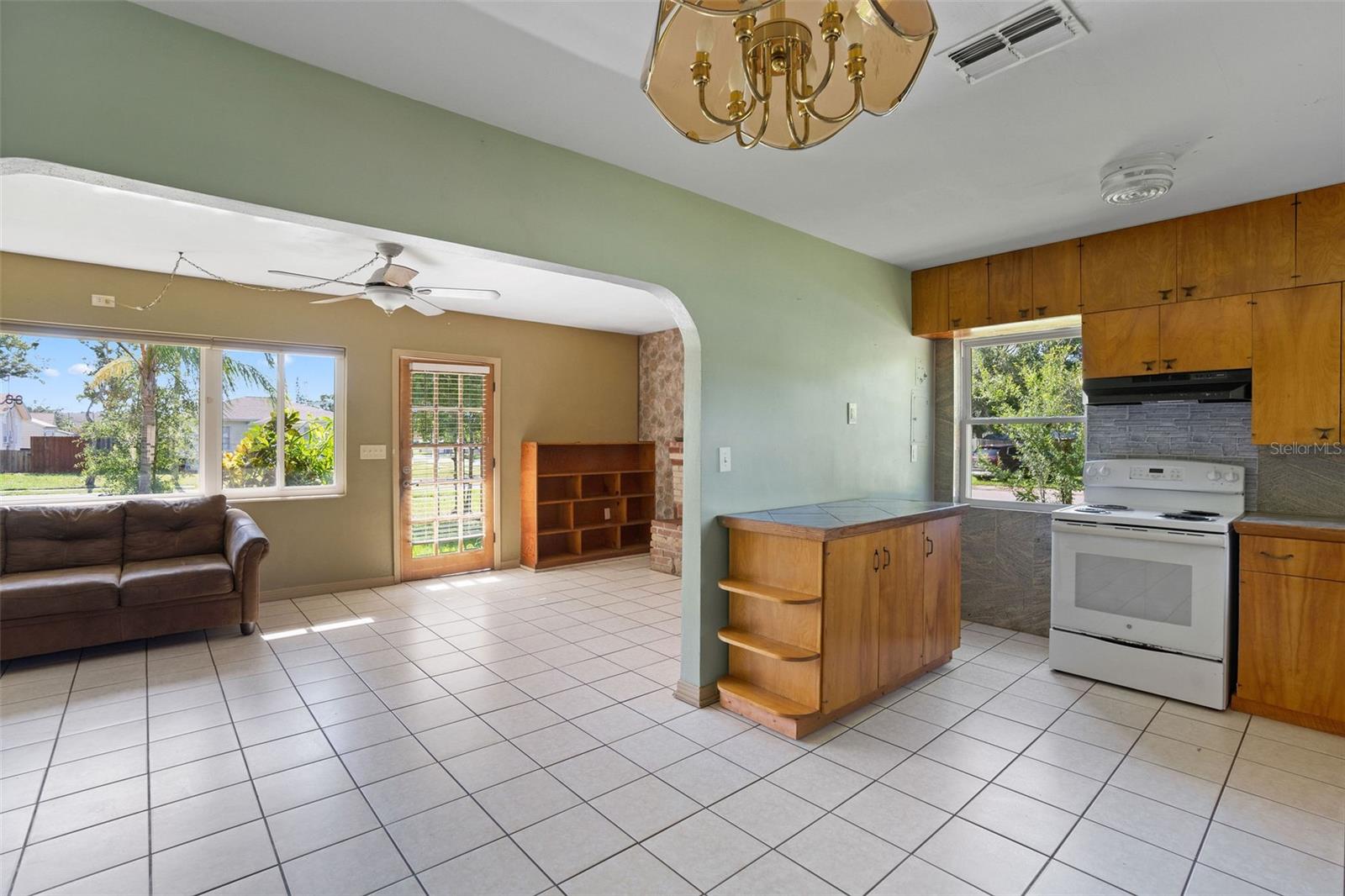 PINELLAS PARK 1ST ADD - Residential Lease