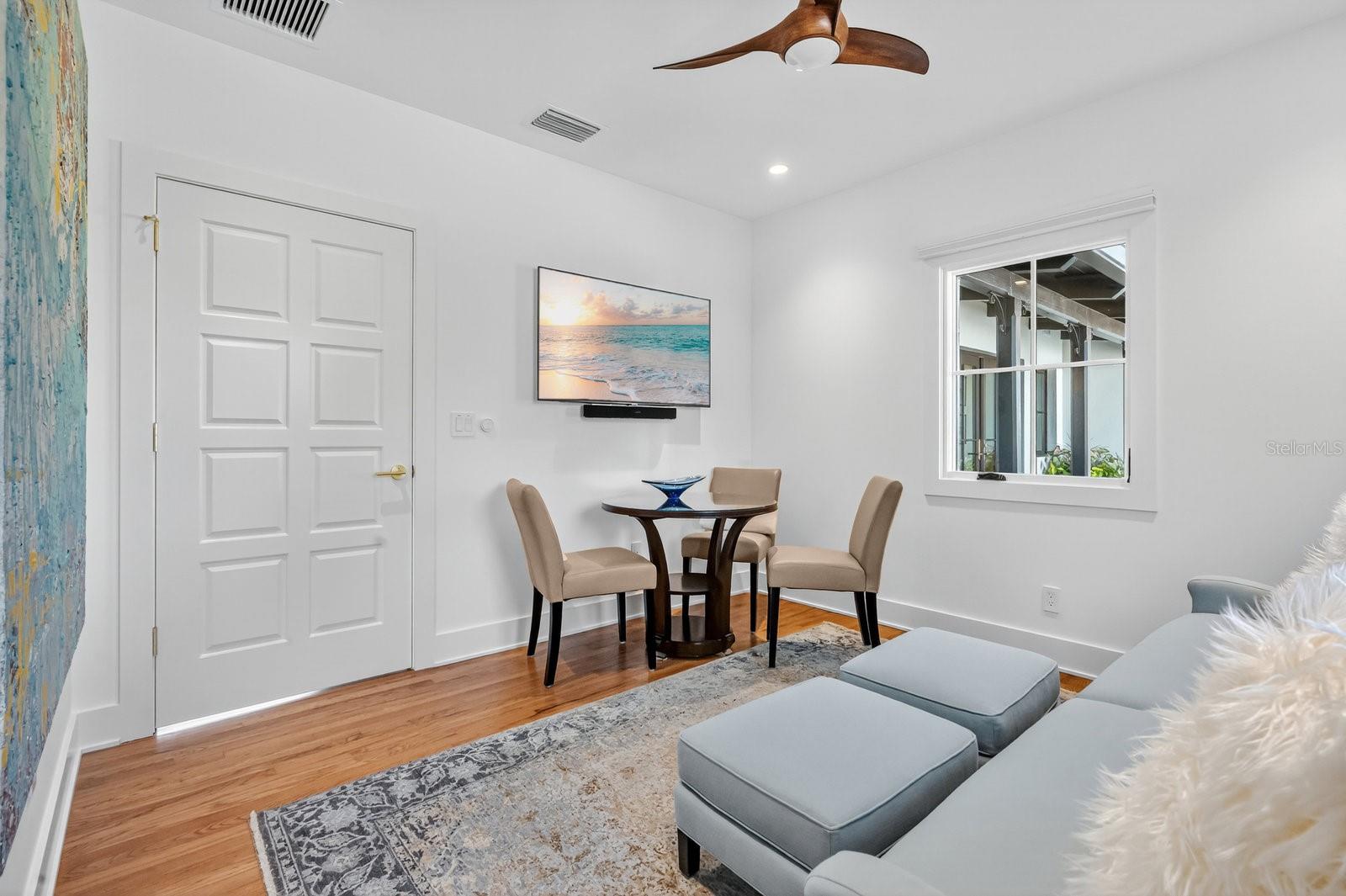 SHERIDAN PLACE - Residential