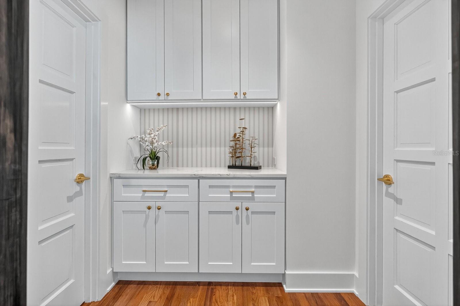 SHERIDAN PLACE - Residential