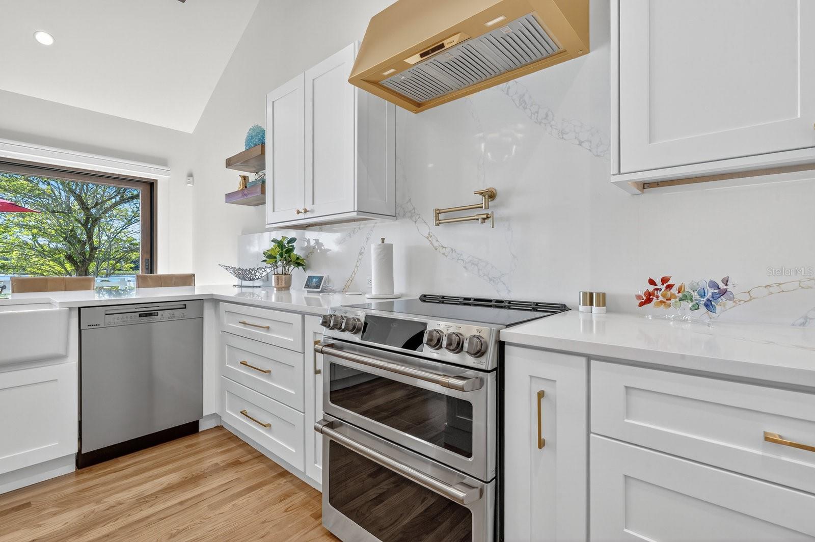 SHERIDAN PLACE - Residential