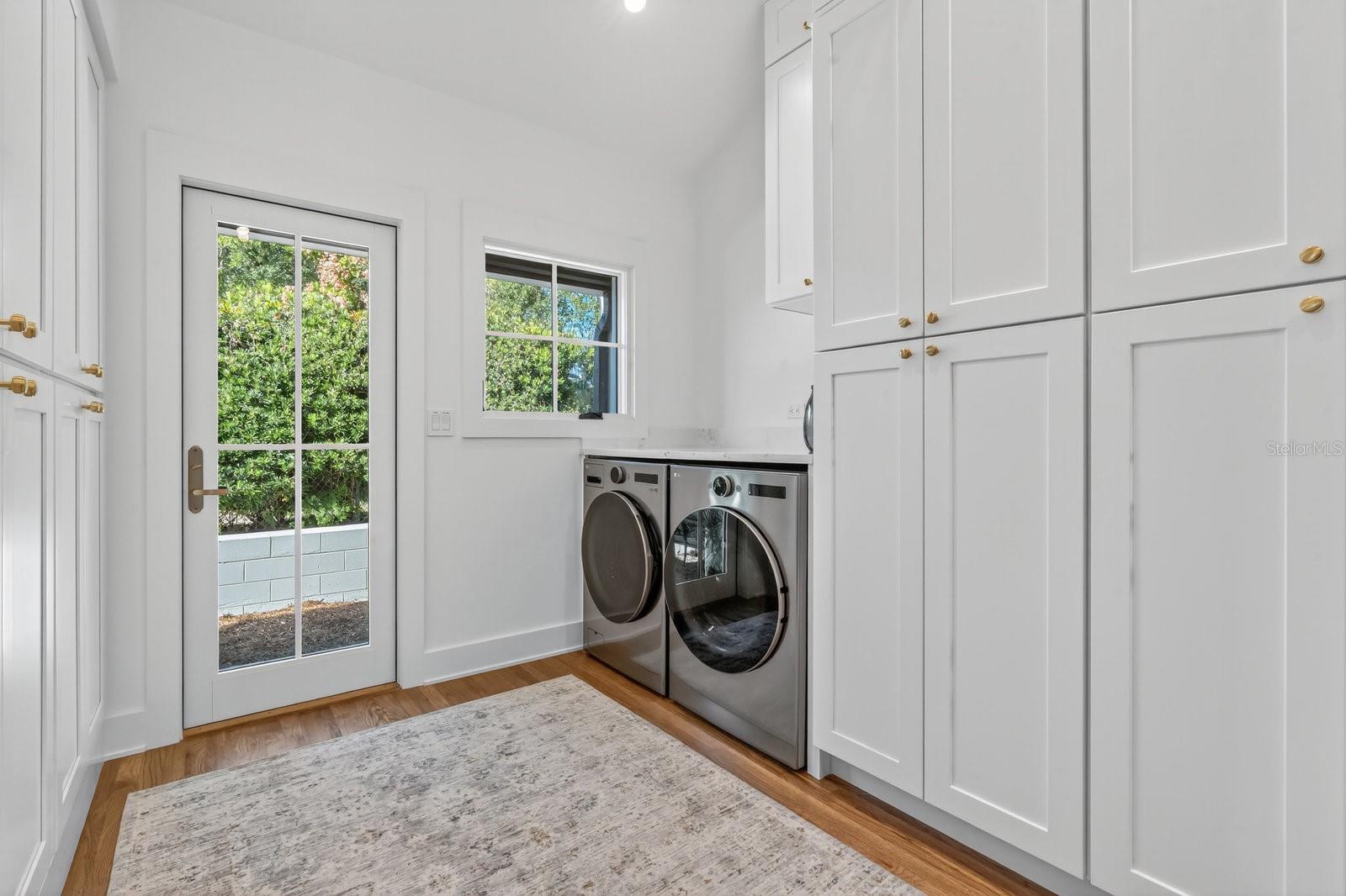 SHERIDAN PLACE - Residential