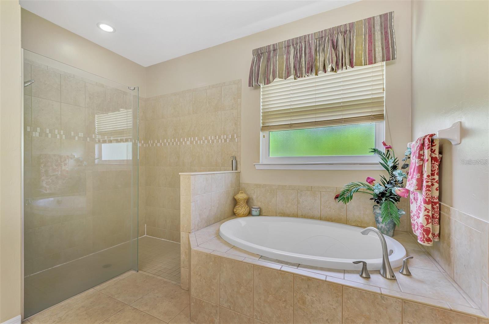 VENTURA VILLAGE - Residential