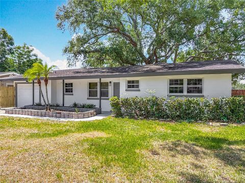 Photo of 1298 Scottsdale Drive, Ormond Beach, FL 32174 (MLS # O6305743)