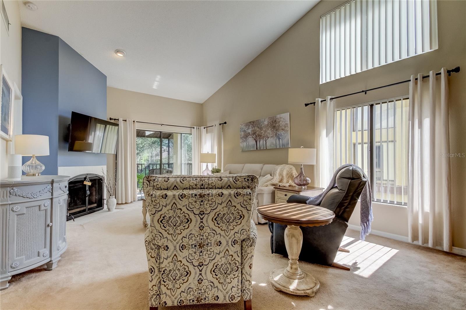 YORKTOWN AT BEACON PLACE - Residential