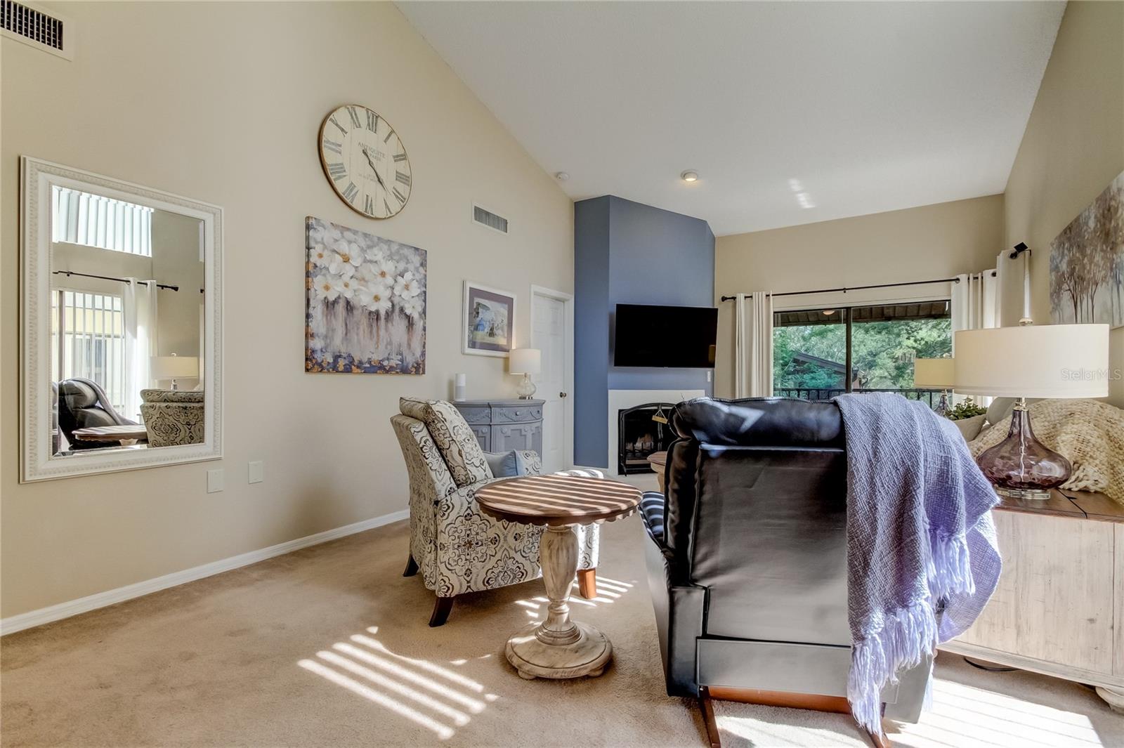 YORKTOWN AT BEACON PLACE - Residential