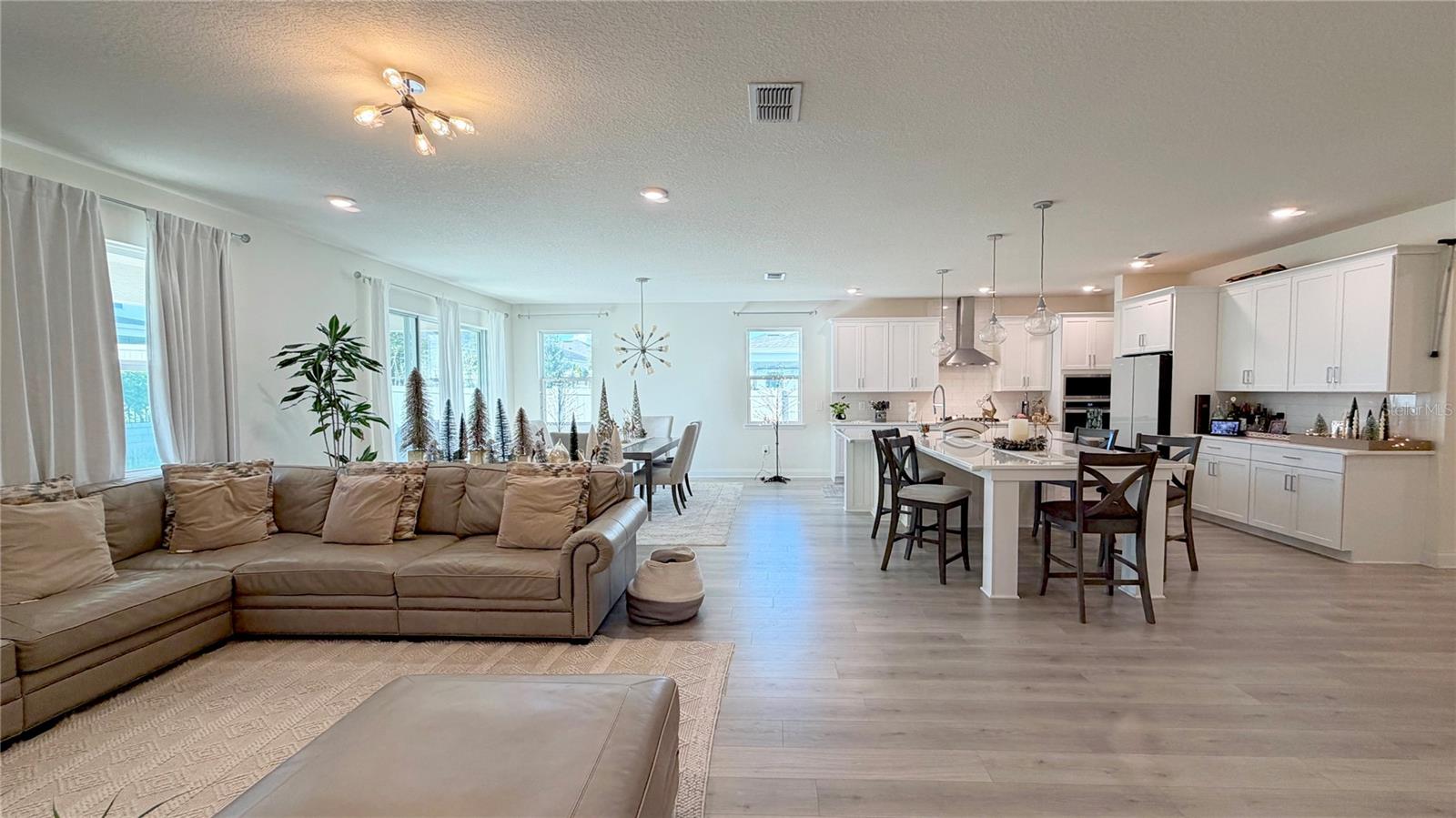 PARK VIEW/THE HILLS PH 2 A - Residential