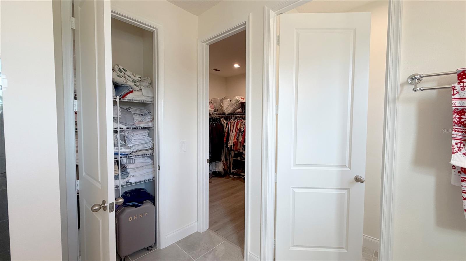 PARK VIEW/THE HILLS PH 2 A - Residential