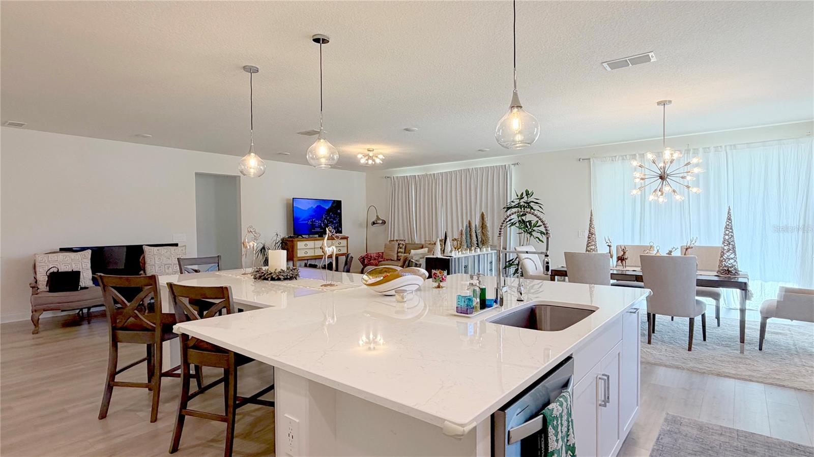 PARK VIEW/THE HILLS PH 2 A - Residential