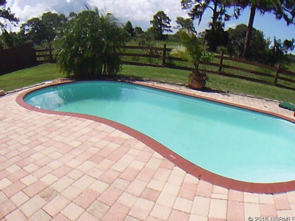 Florida Shores 01 - Residential