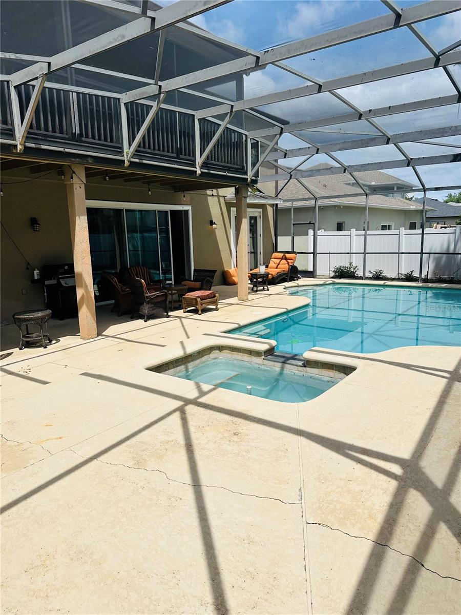 STONEYBROOK EAST - Residential