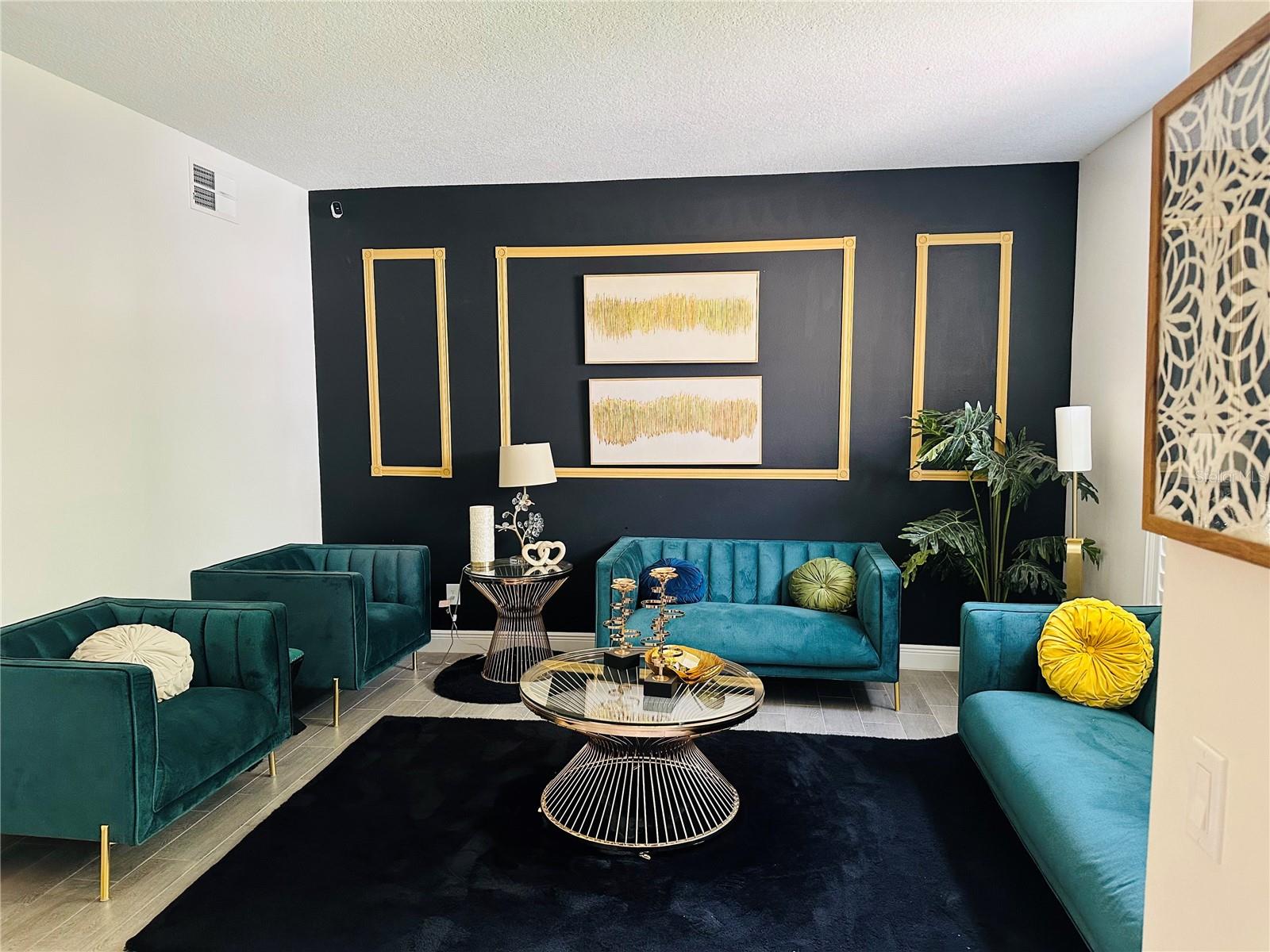 STONEYBROOK EAST - Residential