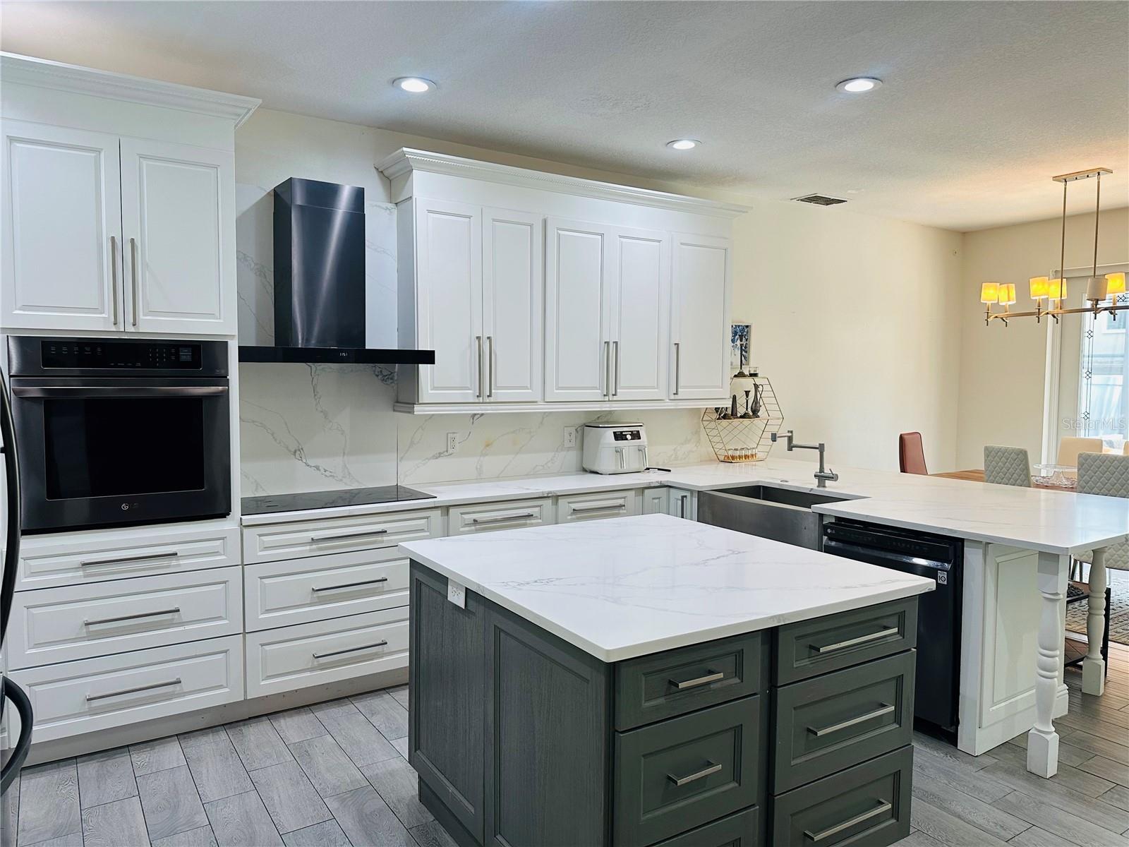 STONEYBROOK EAST - Residential