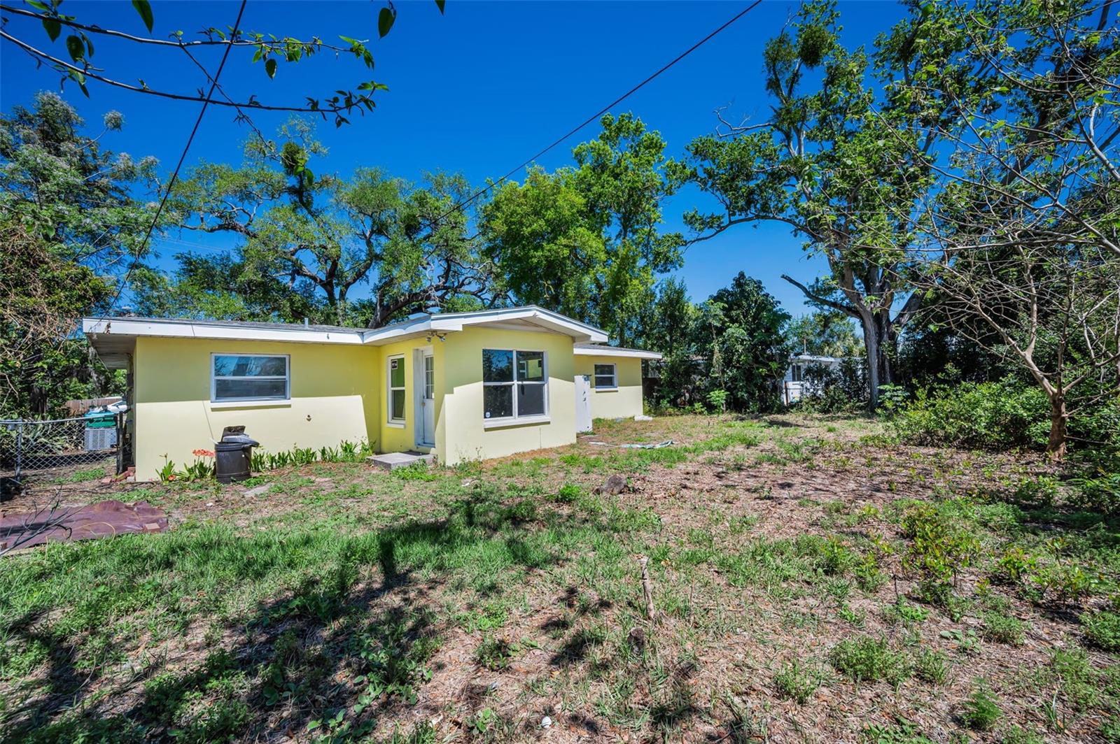 VIRGINIA GROVES ESTATES 1ST ADD - Residential