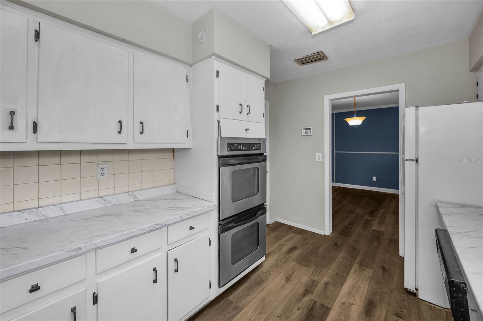 VIRGINIA GROVES ESTATES 1ST ADD - Residential