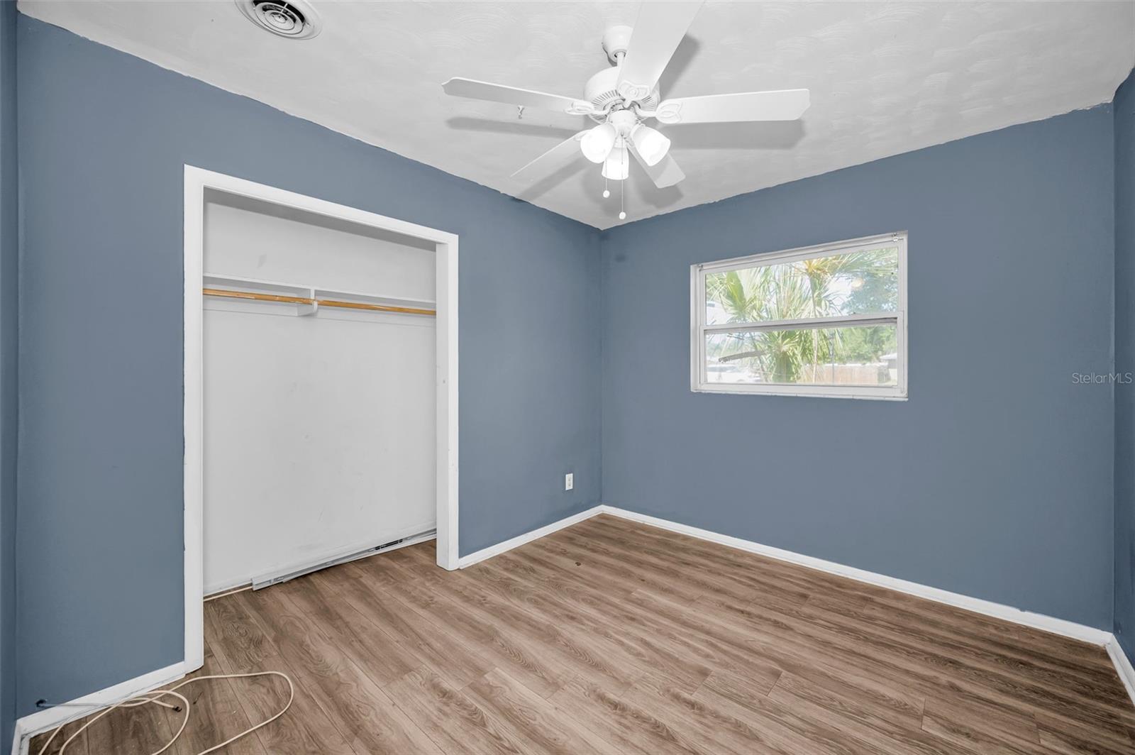 VIRGINIA GROVES ESTATES 1ST ADD - Residential