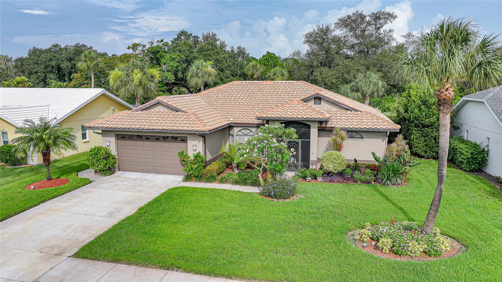 Search Properties for Sale 1 549 SILK OAK DRIVE