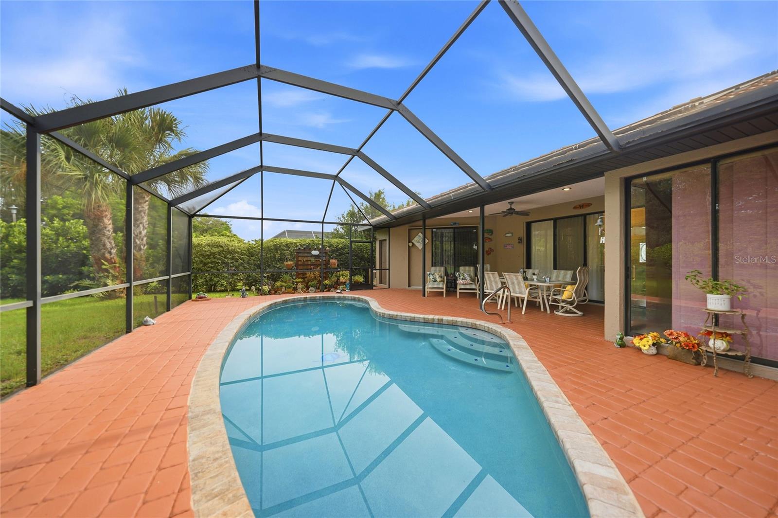 Search Properties for Sale 3 549 SILK OAK DRIVE