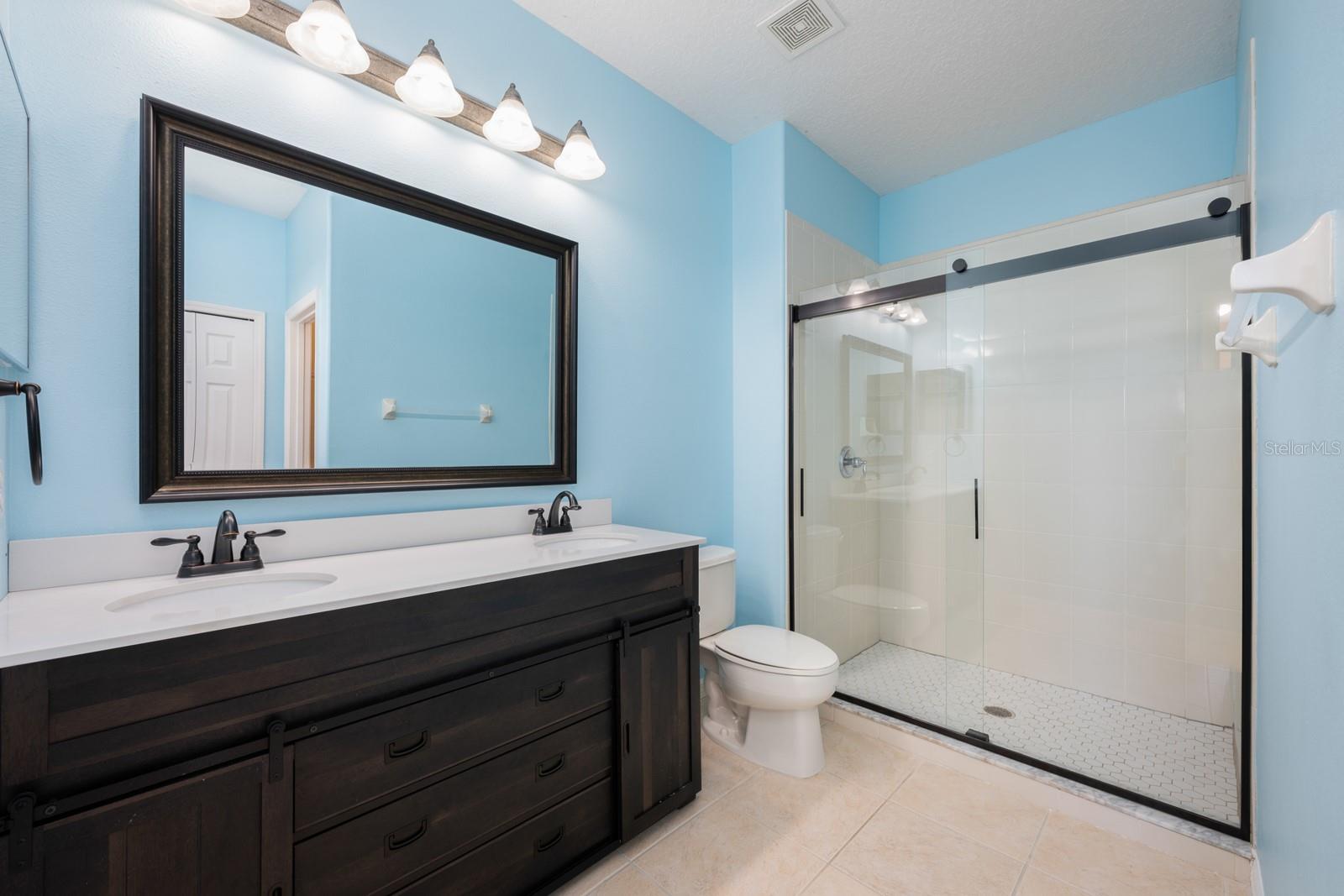 OAK RIDGE - Residential