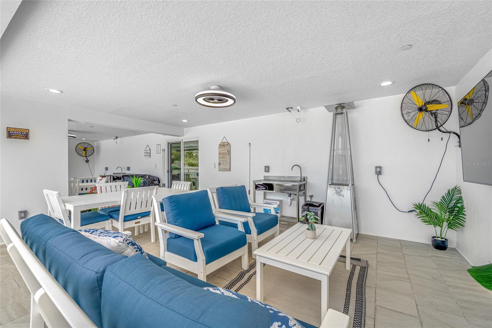 HARTS ADD TO CLEARWATER - Residential Lease